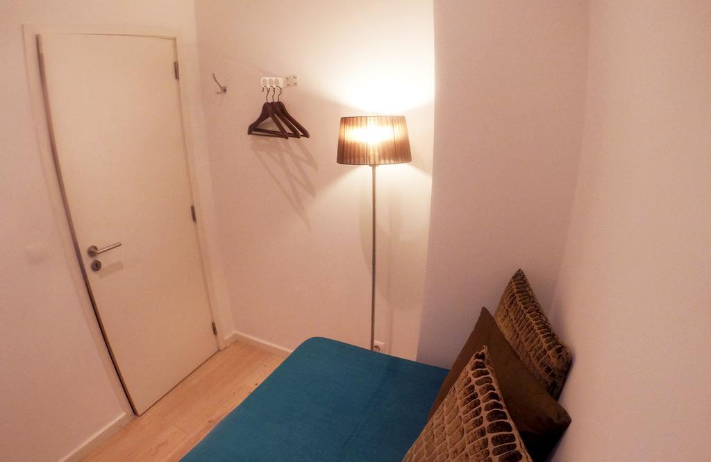 Triplex With Garage - Praça Flores Apartamento Lisboa