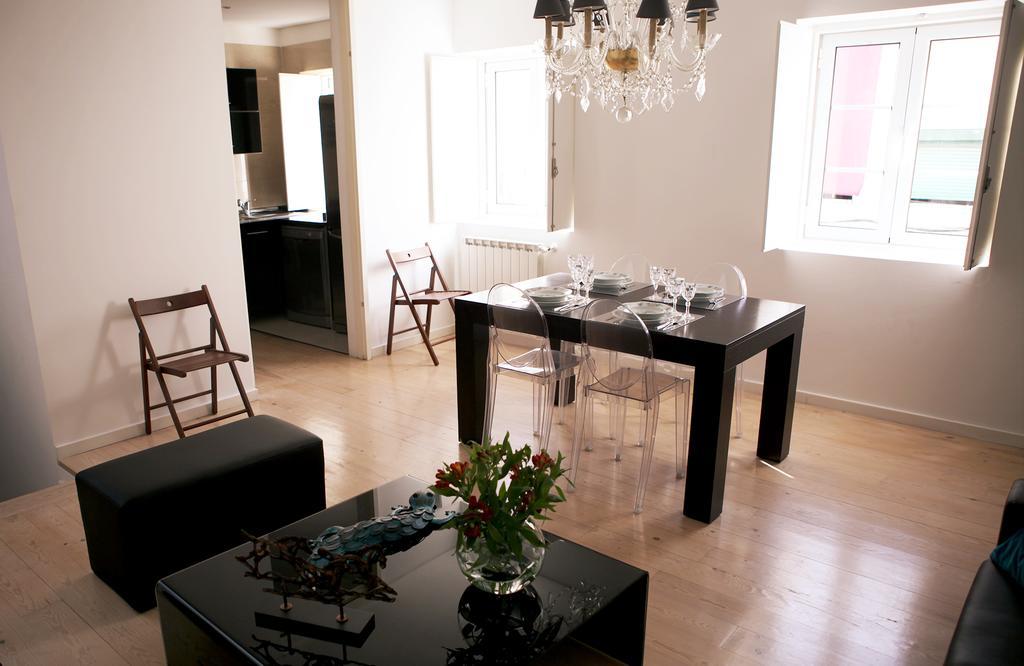 Apartamento Triplex with Garage - Praça das Flores *